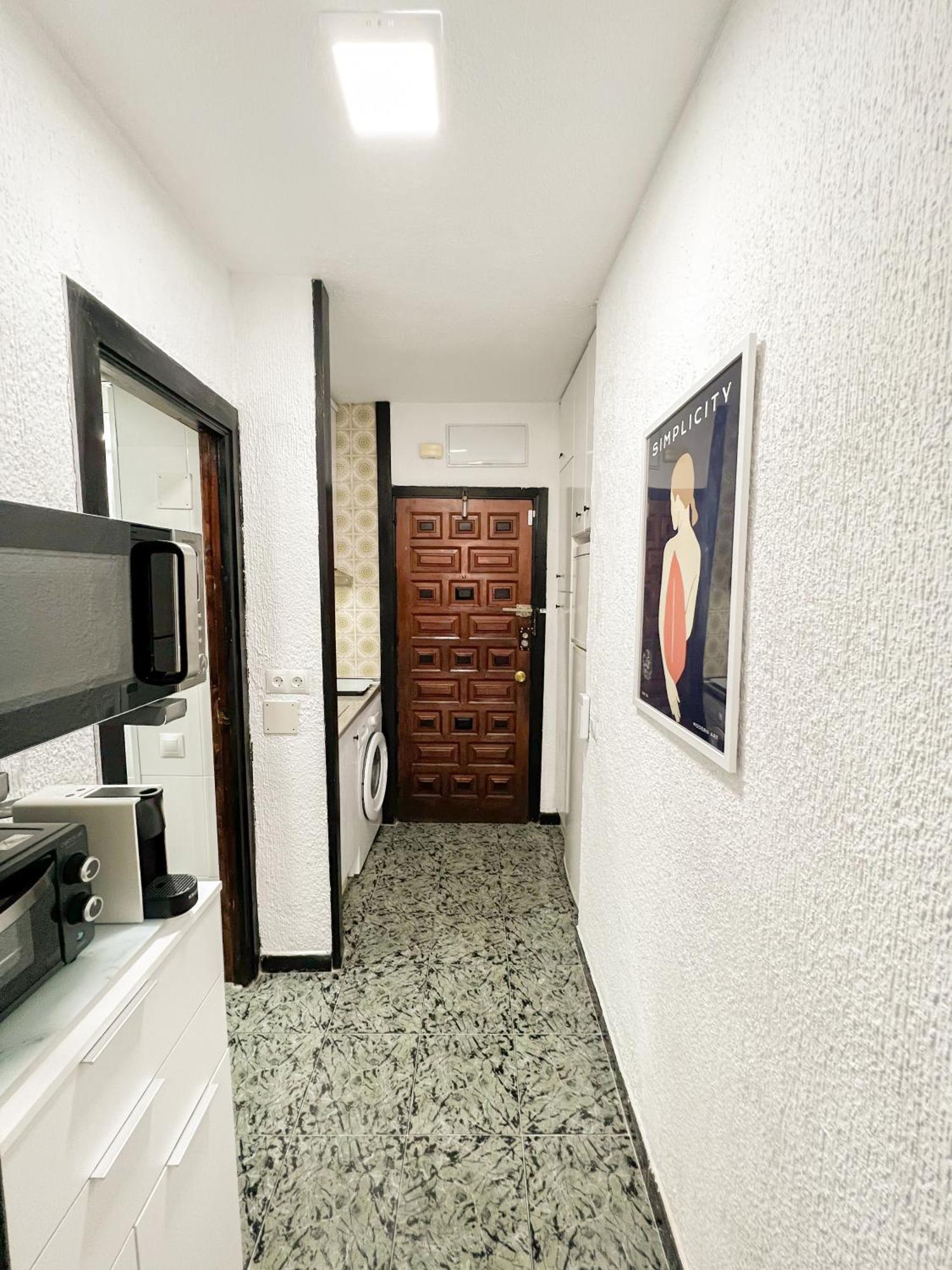 Cozy And Bright Flat With Pool Lägenhet Torremolinos Exteriör bild